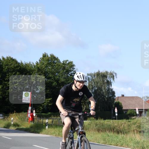25.08.2024 - Elbe Triathlon Hamburg Fuchs,  Jonas http://msf.ph/oto/6870951 25.08.2024 10:28:54 Radfahren 650, 724 meine-sportfotos.de