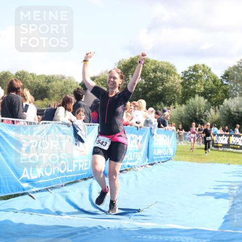 25.08.2024 - Elbe Triathlon Hamburg H.Heesch http://msf.ph/oto/6870961 25.08.2024 11:58:49 Ziel 517, 543, 1501, 1591, 1714 meine-sportfotos.de