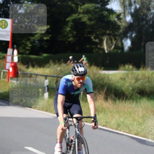 25.08.2024 - Elbe Triathlon Hamburg Fuchs,  Jonas http://msf.ph/oto/6870977 25.08.2024 10:28:58 Radfahren 650, 724, 485 meine-sportfotos.de