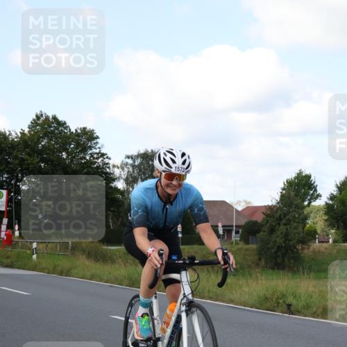 25.08.2024 - Elbe Triathlon Hamburg Fuchs,  Jonas http://msf.ph/oto/6870989 25.08.2024 11:11:48 Radfahren 1573 meine-sportfotos.de