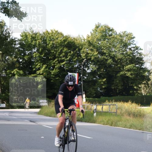25.08.2024 - Elbe Triathlon Hamburg Fuchs,  Jonas http://msf.ph/oto/6870994 25.08.2024 11:12:00 Radfahren 1553 meine-sportfotos.de