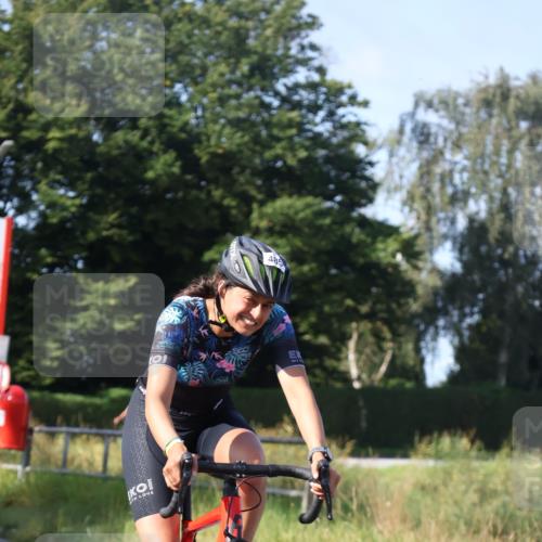 25.08.2024 - Elbe Triathlon Hamburg Fuchs,  Jonas http://msf.ph/oto/6870996 25.08.2024 10:29:03 Radfahren 724, 485, 430 meine-sportfotos.de