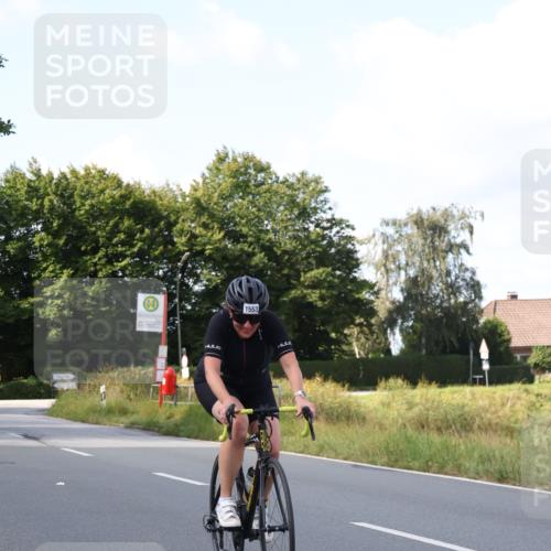25.08.2024 - Elbe Triathlon Hamburg Fuchs,  Jonas http://msf.ph/oto/6871006 25.08.2024 11:12:01 Radfahren 1553 meine-sportfotos.de