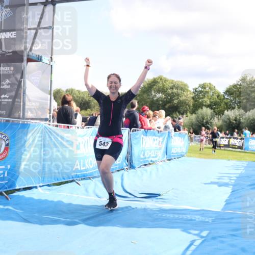 25.08.2024 - Elbe Triathlon Hamburg H.Heesch http://msf.ph/oto/6871009 25.08.2024 11:58:49 Ziel 517, 543, 1501, 1591, 1714 meine-sportfotos.de