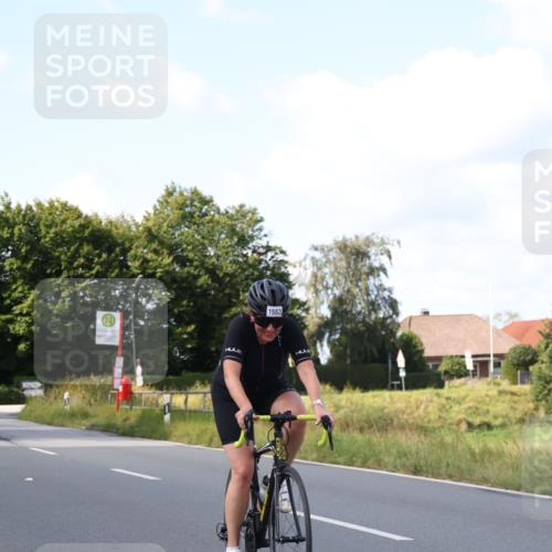 25.08.2024 - Elbe Triathlon Hamburg Fuchs,  Jonas http://msf.ph/oto/6871012 25.08.2024 11:12:01 Radfahren 1553 meine-sportfotos.de