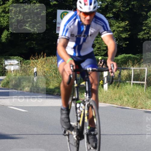 25.08.2024 - Elbe Triathlon Hamburg Fuchs,  Jonas http://msf.ph/oto/6871015 25.08.2024 09:35:09 Radfahren 255, 199, 268, 109 meine-sportfotos.de