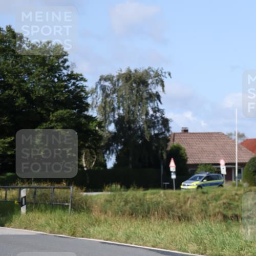 25.08.2024 - Elbe Triathlon Hamburg Fuchs,  Jonas http://msf.ph/oto/6871019 25.08.2024 10:29:03 Radfahren 724, 485, 430 meine-sportfotos.de