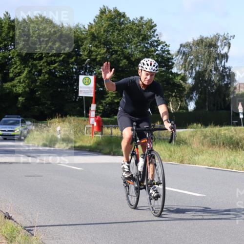25.08.2024 - Elbe Triathlon Hamburg Fuchs,  Jonas http://msf.ph/oto/6871040 25.08.2024 10:29:09 Radfahren 485, 430, 585, 574 meine-sportfotos.de