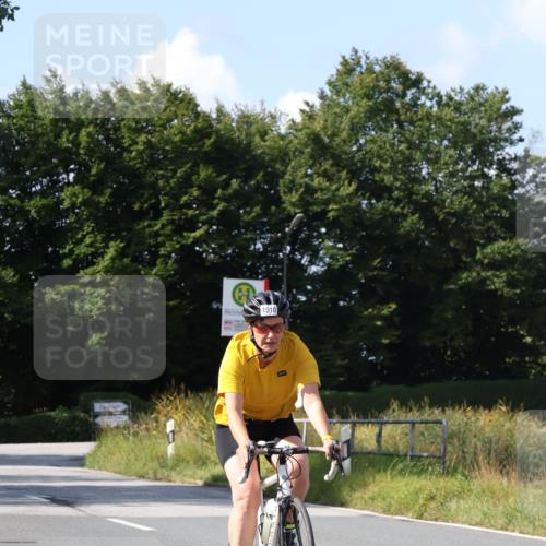 25.08.2024 - Elbe Triathlon Hamburg Fuchs,  Jonas http://msf.ph/oto/6871049 25.08.2024 11:12:08 Radfahren 1510 meine-sportfotos.de
