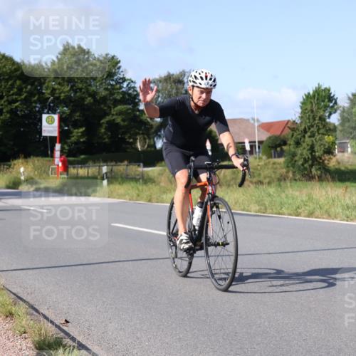 25.08.2024 - Elbe Triathlon Hamburg Fuchs,  Jonas http://msf.ph/oto/6871054 25.08.2024 10:29:09 Radfahren 485, 430, 585, 574 meine-sportfotos.de