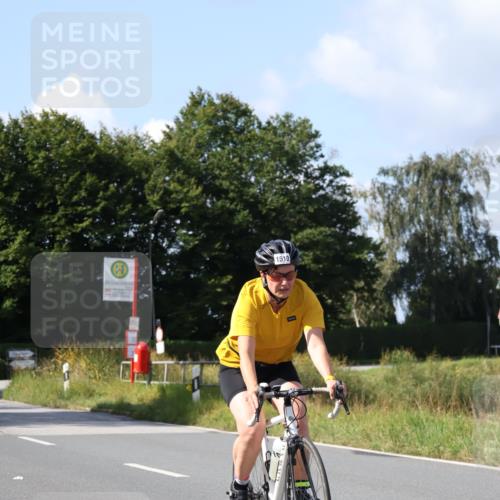 25.08.2024 - Elbe Triathlon Hamburg Fuchs,  Jonas http://msf.ph/oto/6871063 25.08.2024 11:12:09 Radfahren 1510 meine-sportfotos.de