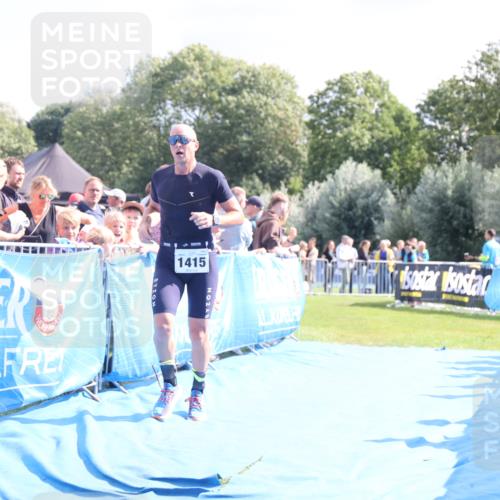 25.08.2024 - Elbe Triathlon Hamburg H.Heesch http://msf.ph/oto/6871078 25.08.2024 11:36:16 Ziel 530, 1415 meine-sportfotos.de