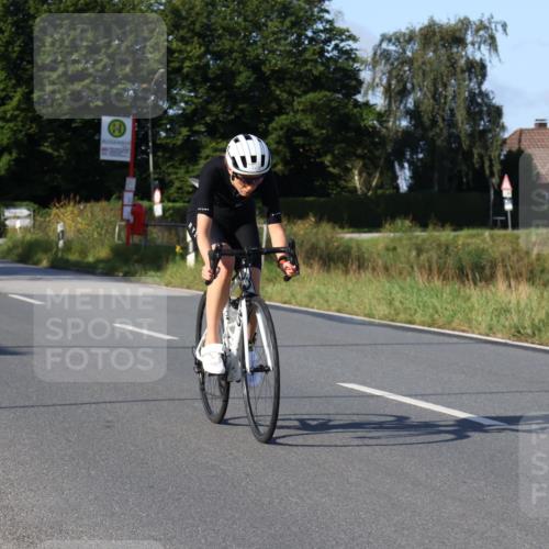 25.08.2024 - Elbe Triathlon Hamburg Fuchs,  Jonas http://msf.ph/oto/6871092 25.08.2024 09:35:16 Radfahren 109, 440, 289, 433, 395 meine-sportfotos.de