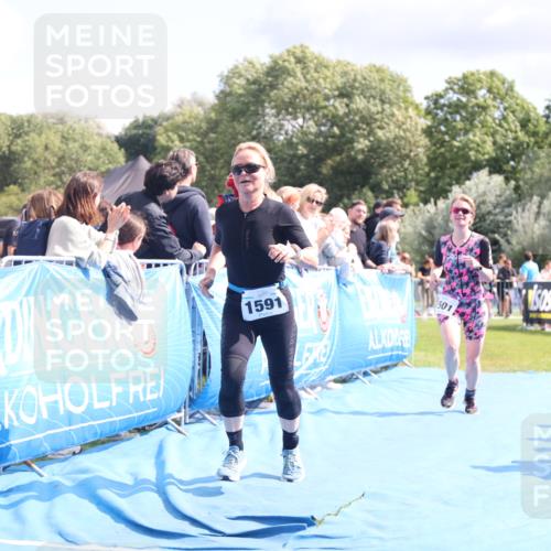 25.08.2024 - Elbe Triathlon Hamburg H.Heesch http://msf.ph/oto/6871094 25.08.2024 11:58:54 Ziel 543, 1501, 1591, 1714 meine-sportfotos.de