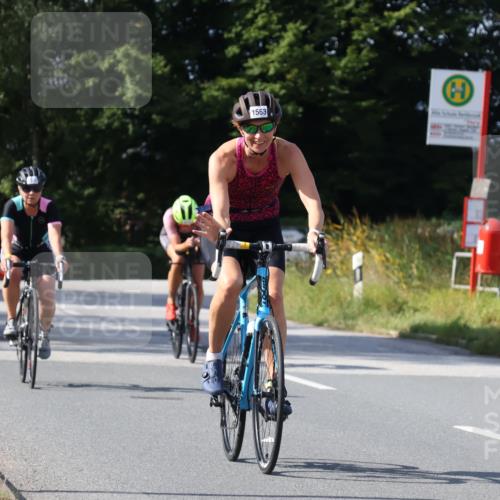 25.08.2024 - Elbe Triathlon Hamburg Fuchs,  Jonas http://msf.ph/oto/6871097 25.08.2024 11:12:38 Radfahren 1563, 1672, 1595, 1590, 1554 meine-sportfotos.de