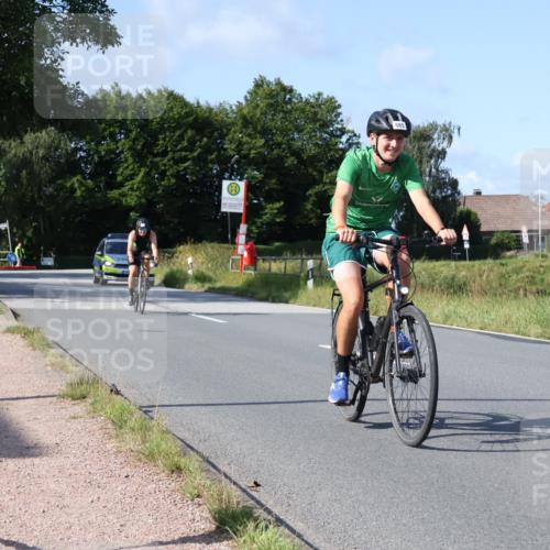 25.08.2024 - Elbe Triathlon Hamburg Fuchs,  Jonas http://msf.ph/oto/6871098 25.08.2024 10:29:11 Radfahren 430, 585, 574 meine-sportfotos.de