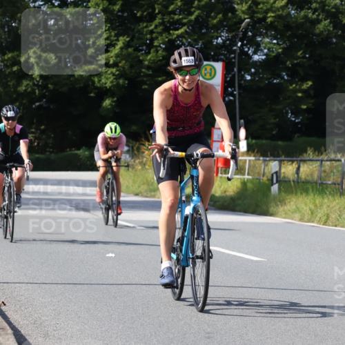 25.08.2024 - Elbe Triathlon Hamburg Fuchs,  Jonas http://msf.ph/oto/6871112 25.08.2024 11:12:38 Radfahren 1563, 1672, 1595, 1590, 1554 meine-sportfotos.de