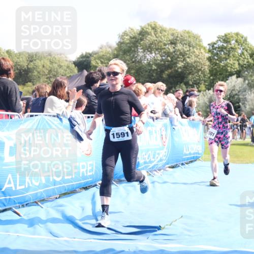 25.08.2024 - Elbe Triathlon Hamburg H.Heesch http://msf.ph/oto/6871122 25.08.2024 11:58:54 Ziel 543, 1501, 1591, 1714 meine-sportfotos.de