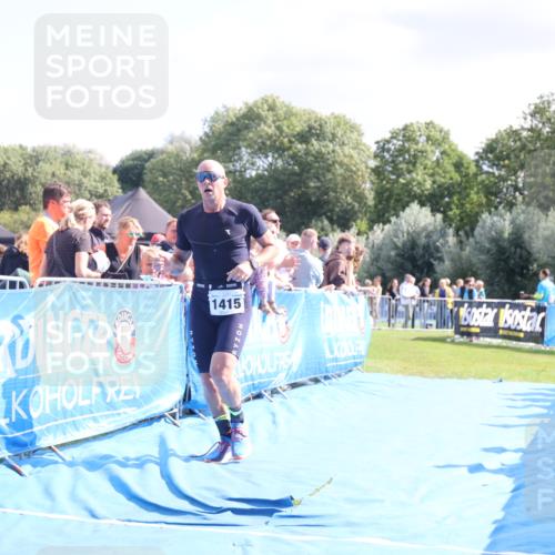 25.08.2024 - Elbe Triathlon Hamburg H.Heesch http://msf.ph/oto/6871129 25.08.2024 11:36:16 Ziel 530, 1415 meine-sportfotos.de