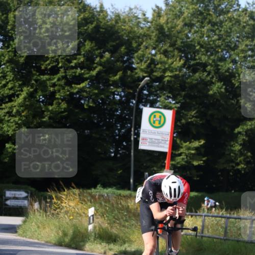 25.08.2024 - Elbe Triathlon Hamburg Fuchs,  Jonas http://msf.ph/oto/6871130 25.08.2024 10:29:26 Radfahren 615, 577 meine-sportfotos.de