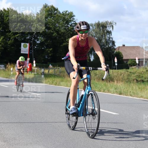 25.08.2024 - Elbe Triathlon Hamburg Fuchs,  Jonas http://msf.ph/oto/6871136 25.08.2024 11:12:39 Radfahren 1563, 1672, 1595, 1590, 1554 meine-sportfotos.de