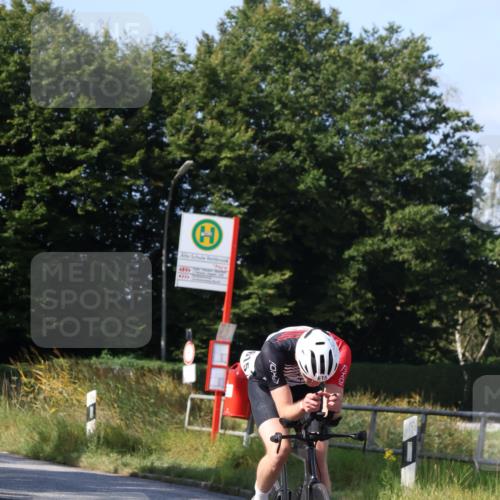 25.08.2024 - Elbe Triathlon Hamburg Fuchs,  Jonas http://msf.ph/oto/6871137 25.08.2024 10:29:27 Radfahren 615, 577 meine-sportfotos.de
