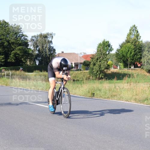 25.08.2024 - Elbe Triathlon Hamburg Fuchs,  Jonas http://msf.ph/oto/6871149 25.08.2024 09:35:20 Radfahren 109, 440, 289, 433, 395, 298 meine-sportfotos.de