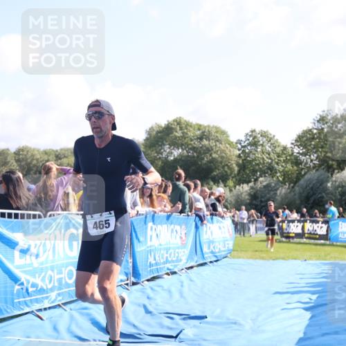 25.08.2024 - Elbe Triathlon Hamburg H.Heesch http://msf.ph/oto/6871221 25.08.2024 11:09:03 Ziel 142, 199, 465, 594, 609 meine-sportfotos.de