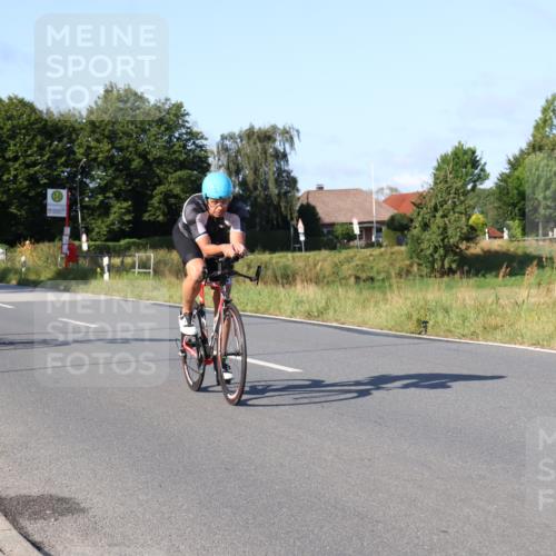 25.08.2024 - Elbe Triathlon Hamburg Fuchs,  Jonas http://msf.ph/oto/6871262 25.08.2024 09:35:30 Radfahren 298, 188, 399, 197, 155 meine-sportfotos.de