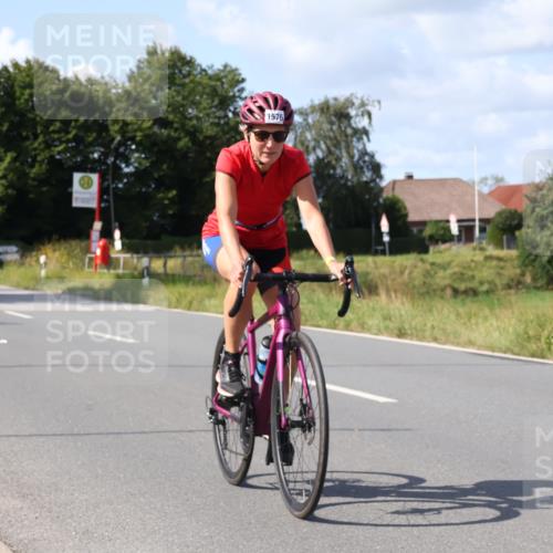 25.08.2024 - Elbe Triathlon Hamburg Fuchs,  Jonas http://msf.ph/oto/6871283 25.08.2024 11:12:47 Radfahren 1590, 1554, 1576, 1512, 1550, 1493, 1539, 1533 meine-sportfotos.de
