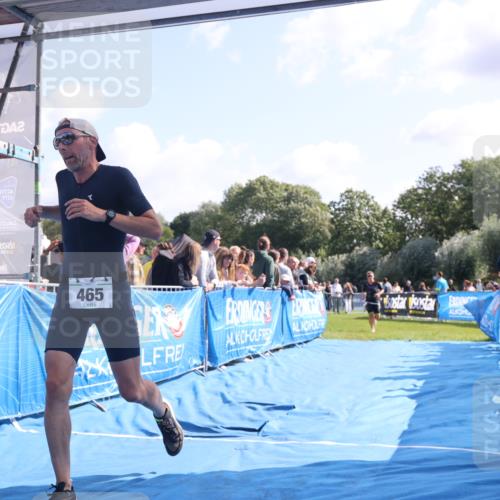 25.08.2024 - Elbe Triathlon Hamburg H.Heesch http://msf.ph/oto/6871284 25.08.2024 11:09:03 Ziel 142, 199, 465, 594, 609 meine-sportfotos.de