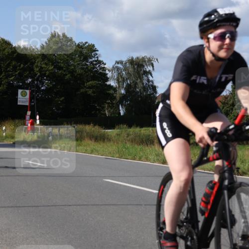 25.08.2024 - Elbe Triathlon Hamburg Fuchs,  Jonas http://msf.ph/oto/6871310 25.08.2024 11:12:49 Radfahren 1554, 1576, 1512, 1550, 1493, 1539, 1533 meine-sportfotos.de
