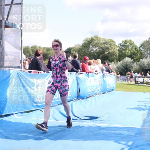 25.08.2024 - Elbe Triathlon Hamburg H.Heesch http://msf.ph/oto/6871364 25.08.2024 11:58:56 Ziel 543, 1501, 1591 meine-sportfotos.de