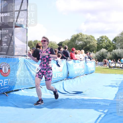 25.08.2024 - Elbe Triathlon Hamburg H.Heesch http://msf.ph/oto/6871387 25.08.2024 11:58:57 Ziel 1501, 1591 meine-sportfotos.de
