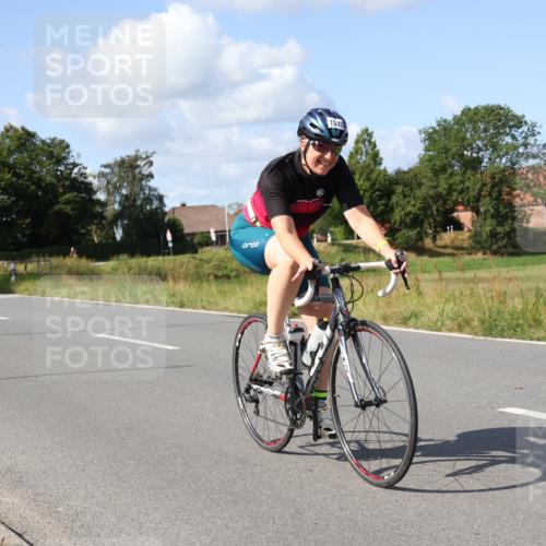 25.08.2024 - Elbe Triathlon Hamburg Fuchs,  Jonas http://msf.ph/oto/6871392 25.08.2024 11:12:54 Radfahren 1512, 1550, 1493, 1539, 1533 meine-sportfotos.de