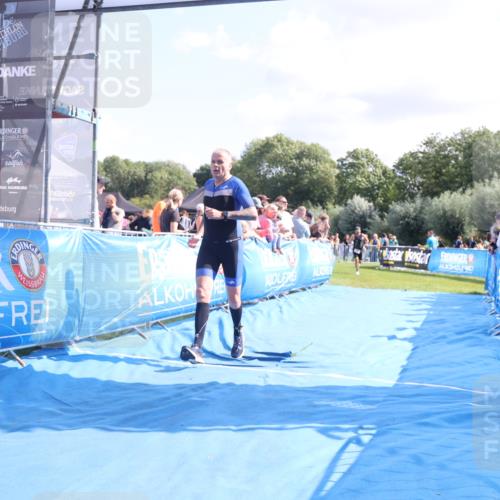 25.08.2024 - Elbe Triathlon Hamburg H.Heesch http://msf.ph/oto/6871400 25.08.2024 11:36:33 Ziel 423, 1430 meine-sportfotos.de