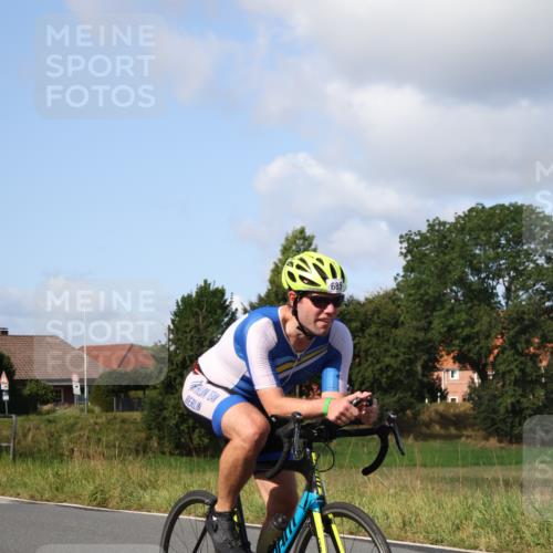 25.08.2024 - Elbe Triathlon Hamburg Fuchs,  Jonas http://msf.ph/oto/6871403 25.08.2024 10:30:19 Radfahren 1845, 680, 685 meine-sportfotos.de