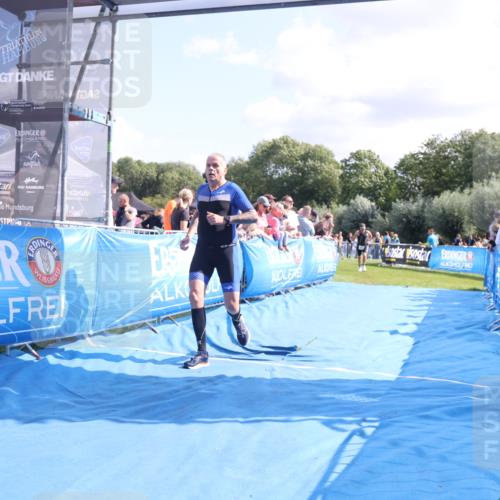 25.08.2024 - Elbe Triathlon Hamburg H.Heesch http://msf.ph/oto/6871411 25.08.2024 11:36:34 Ziel 423, 1430 meine-sportfotos.de