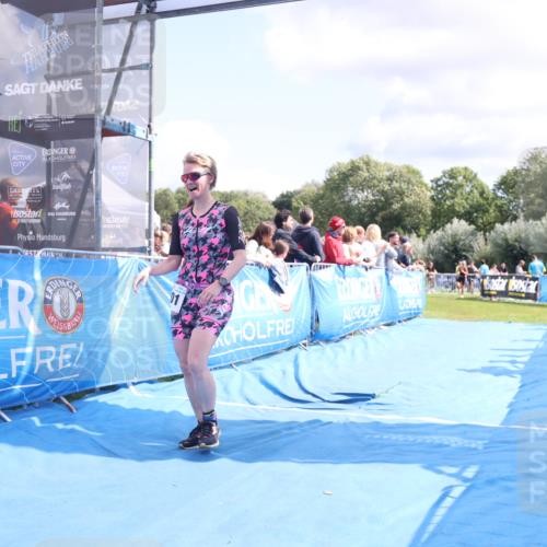 25.08.2024 - Elbe Triathlon Hamburg H.Heesch http://msf.ph/oto/6871413 25.08.2024 11:58:57 Ziel 1501, 1591 meine-sportfotos.de