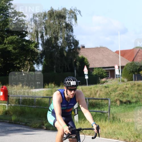 25.08.2024 - Elbe Triathlon Hamburg Fuchs,  Jonas http://msf.ph/oto/6871414 25.08.2024 10:30:42 Radfahren 684, 373, 539, 723 meine-sportfotos.de