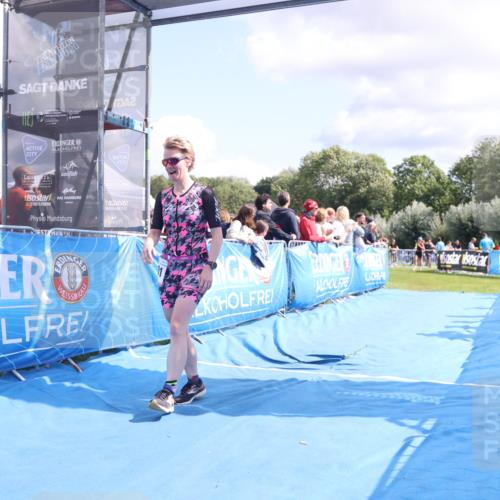 25.08.2024 - Elbe Triathlon Hamburg H.Heesch http://msf.ph/oto/6871420 25.08.2024 11:58:57 Ziel 1501, 1591 meine-sportfotos.de