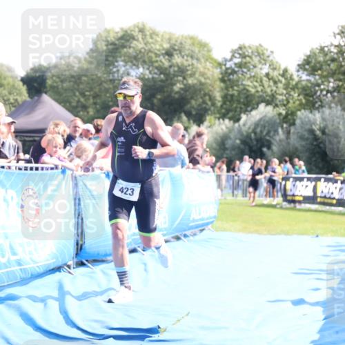 25.08.2024 - Elbe Triathlon Hamburg H.Heesch http://msf.ph/oto/6871432 25.08.2024 11:36:38 Ziel 423, 498, 1430 meine-sportfotos.de