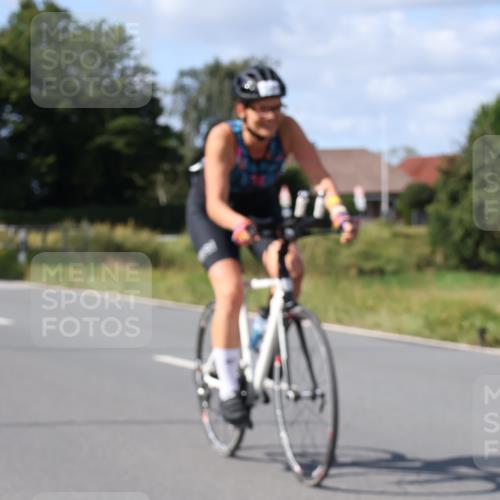 25.08.2024 - Elbe Triathlon Hamburg Fuchs,  Jonas http://msf.ph/oto/6871437 25.08.2024 11:13:09 Radfahren 1596, 1552 meine-sportfotos.de