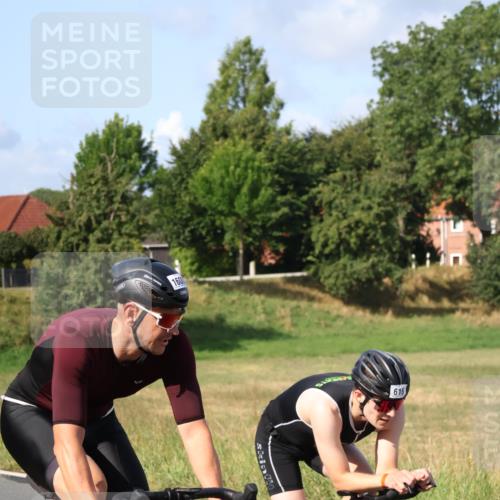 25.08.2024 - Elbe Triathlon Hamburg Fuchs,  Jonas http://msf.ph/oto/6871449 25.08.2024 10:30:54 Radfahren 665, 616, 1600, 719 meine-sportfotos.de