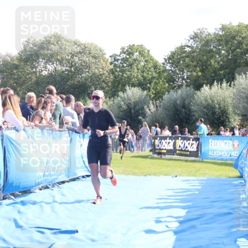 25.08.2024 - Elbe Triathlon Hamburg H.Heesch http://msf.ph/oto/6871454 25.08.2024 11:09:38 Ziel 419, 469 meine-sportfotos.de
