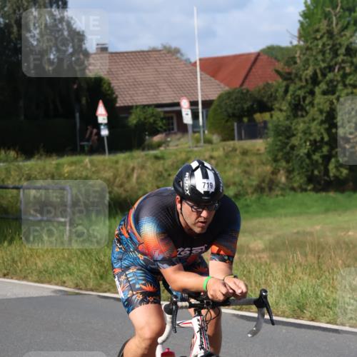 25.08.2024 - Elbe Triathlon Hamburg Fuchs,  Jonas http://msf.ph/oto/6871465 25.08.2024 10:30:56 Radfahren 665, 616, 1600, 719, 756 meine-sportfotos.de