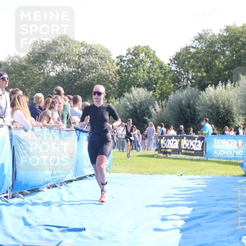25.08.2024 - Elbe Triathlon Hamburg H.Heesch http://msf.ph/oto/6871470 25.08.2024 11:09:38 Ziel 419, 469 meine-sportfotos.de