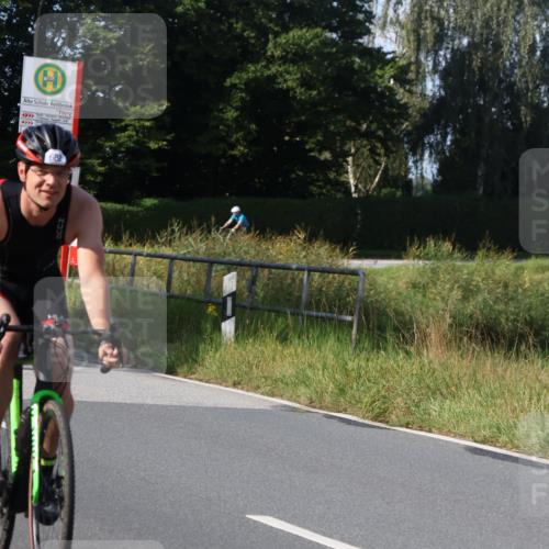25.08.2024 - Elbe Triathlon Hamburg Fuchs,  Jonas http://msf.ph/oto/6871489 25.08.2024 10:31:07 Radfahren 756, 682, 595 meine-sportfotos.de