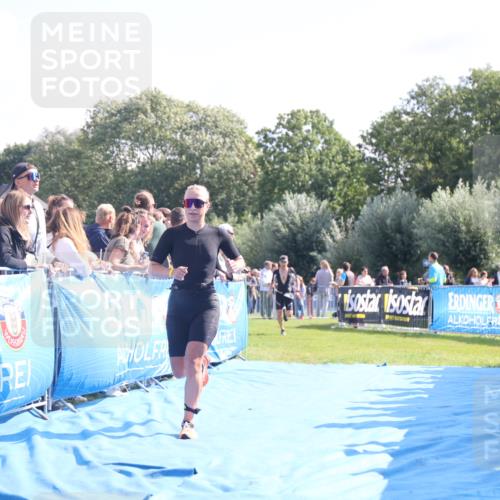 25.08.2024 - Elbe Triathlon Hamburg H.Heesch http://msf.ph/oto/6871497 25.08.2024 11:09:38 Ziel 419, 469 meine-sportfotos.de