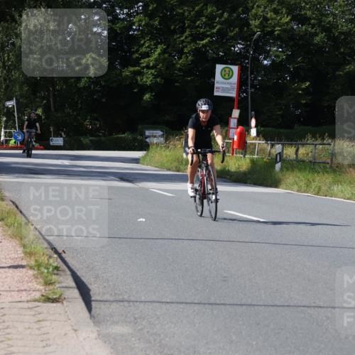 25.08.2024 - Elbe Triathlon Hamburg Fuchs,  Jonas http://msf.ph/oto/6871501 25.08.2024 11:13:23 Radfahren 1545, 1585 meine-sportfotos.de